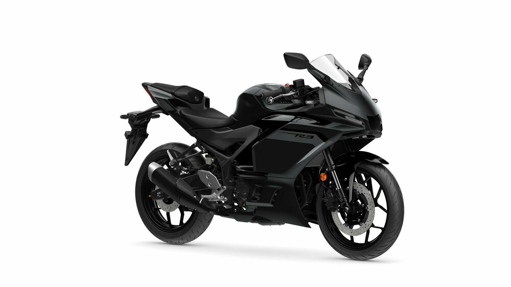 2025-Yamaha-YZF-R320-EU-Midnight_Black-360-Degrees-001-03.jpg