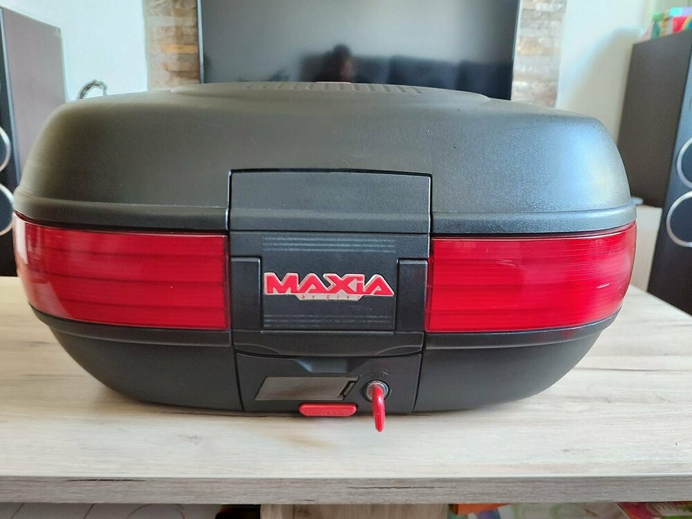 Maxia 50 003.jpeg