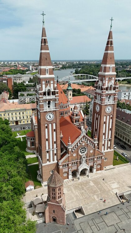 dji_fly_20250504_115310_0271_1746388517765_photo.thumb.jpg.de170dded55a109c605cfbdeac46a6f8.jpg