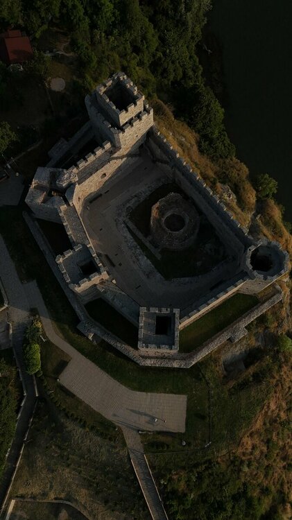 dji_fly_20250608_190354_0081_1749409594928_photo.thumb.jpg.e41fb08e465a384cf8044b43981d13a7.jpg