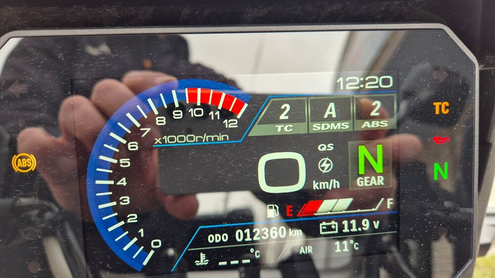 VStrom Dash.jpg