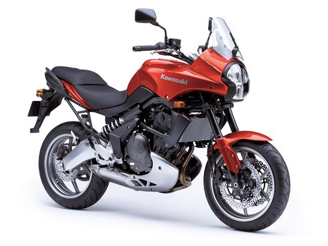 KAWASAKIVersys-1565_1.jpg.7754ccc99c40750da8db410e6186d69a.jpg