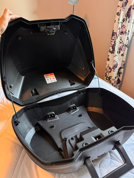 IMG-a4fbe93ef9ab0c5bddba78791bc14510-V.thumb.jpg.a709d325d6c752c13e9c953ecfe30a23.jpg